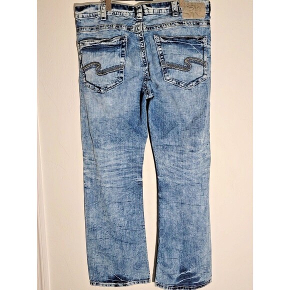 Silver Jeans Craig Relaxed Straight Leg Men Fits 36x32 EMC Denim Distressed - Picture 2 of 6